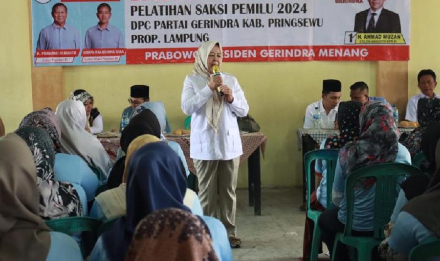 Elly-Wahyuni-Beri-Pembekalan-dan-Pelatihan-Saksi
