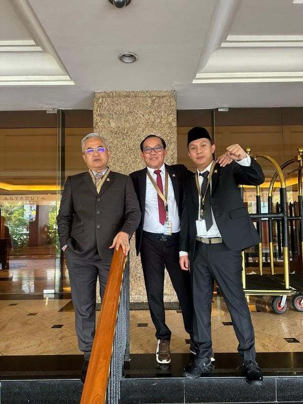 9bd9b_2-anggota-dprd-provinsi-lampung-yozi-rizal-dan-deni-ribowo-mulai-bergerak-menangkan-paslon-amanah