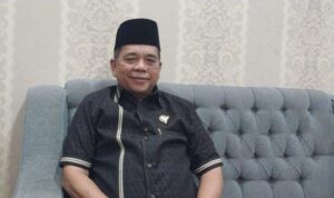 Anggota-Komisi-l-DPRD-Lampung-Budiman-AS-pelantikan-serentak